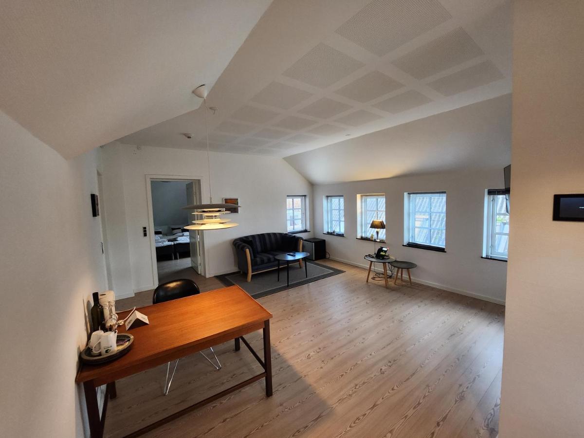 Hotel Det Gamle Radhus à Gråsten Extérieur photo